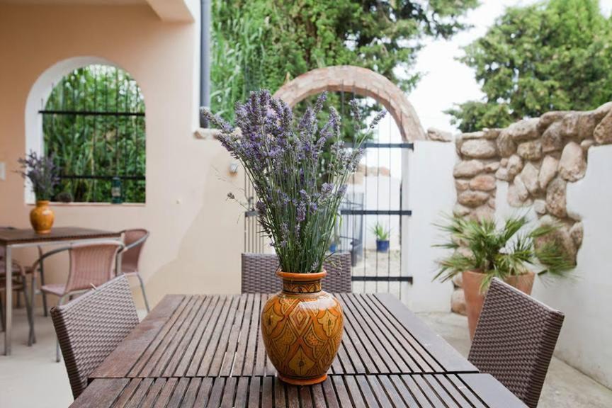 Cal Pau Cruset Guest House Torrellas de Foix ภายนอก รูปภาพ