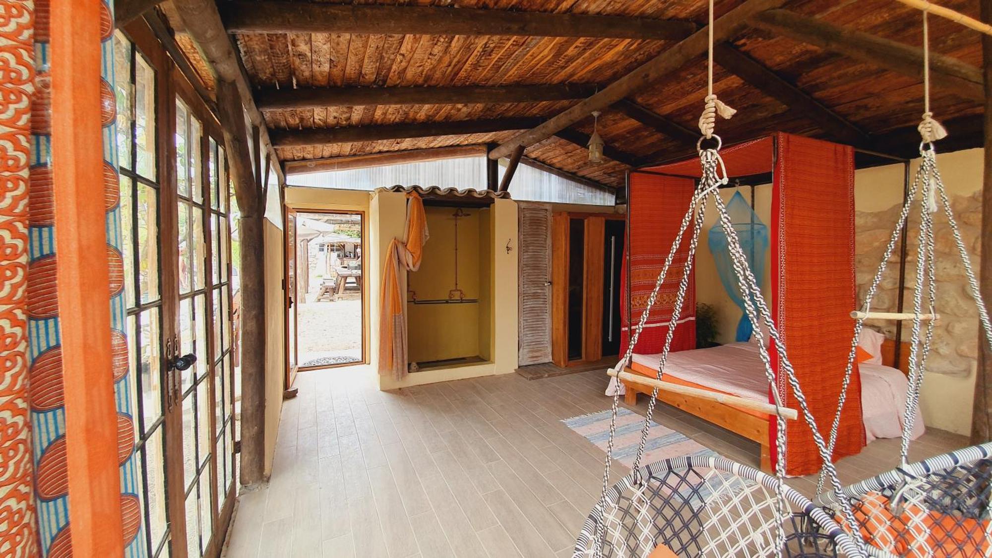 Cal Pau Cruset Guest House Torrellas de Foix ภายนอก รูปภาพ